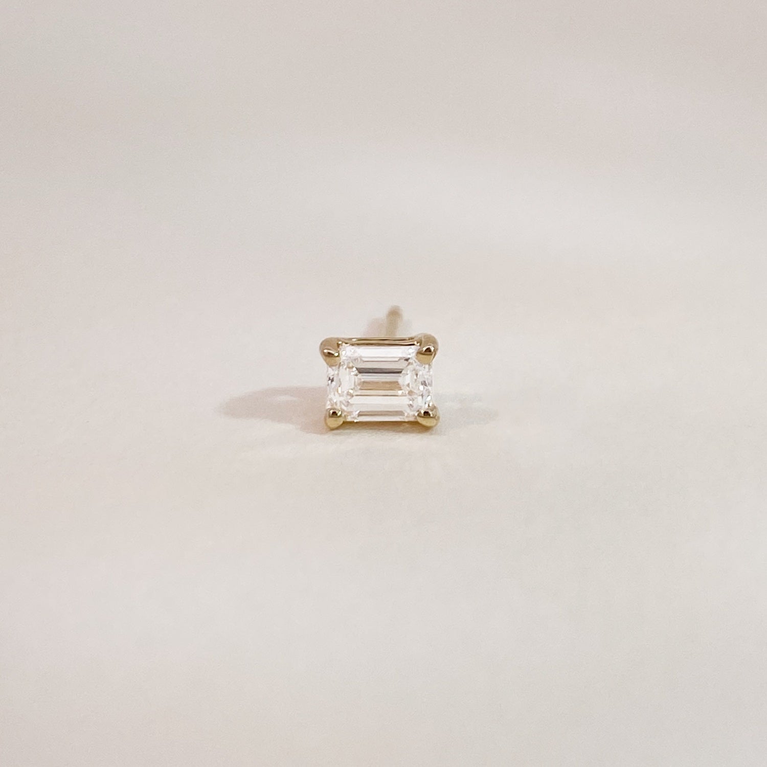 Baguette Diamond Stud