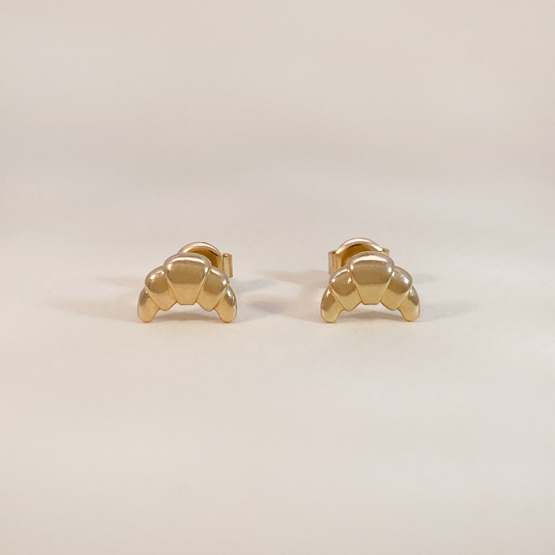 Croissant Studs Gold