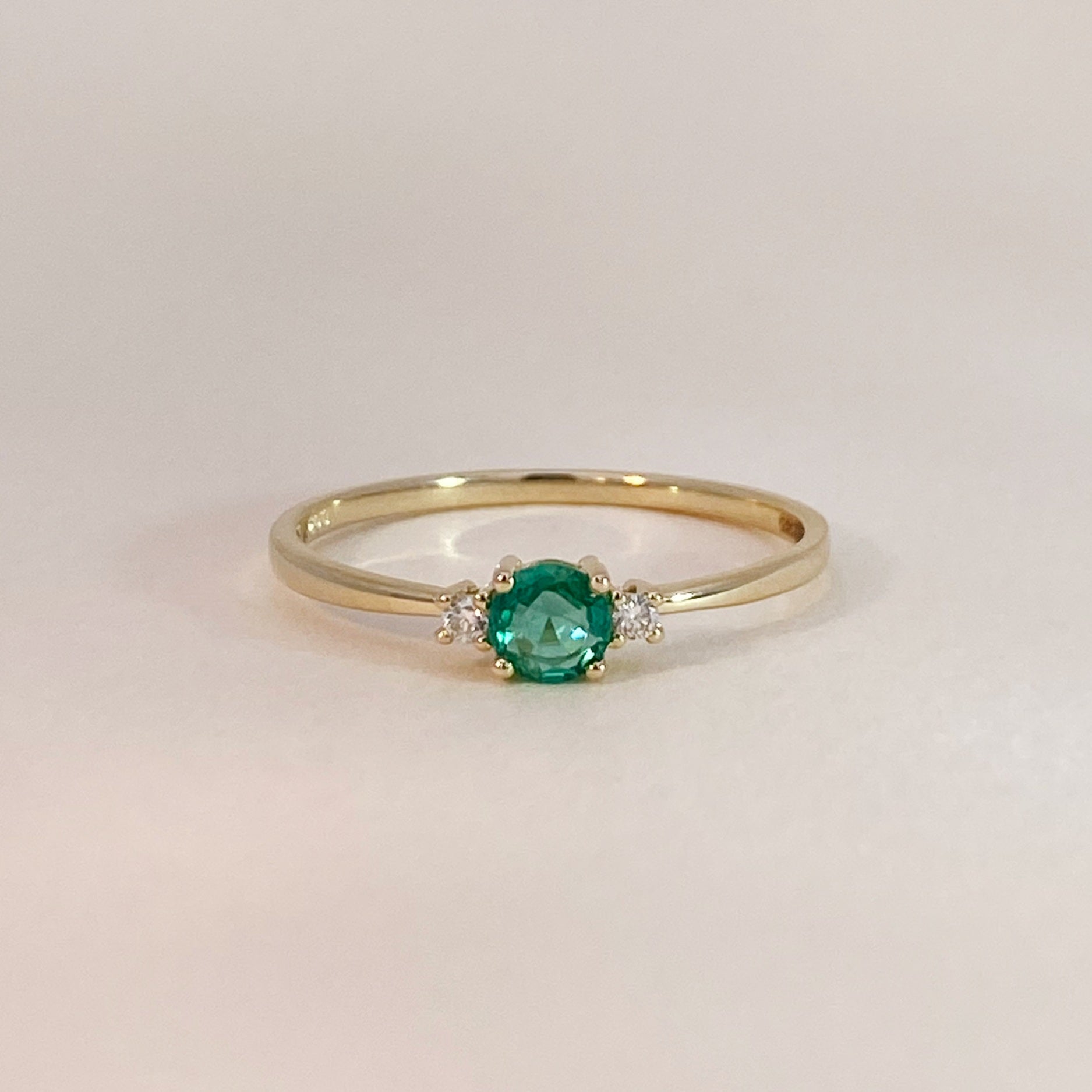 Emerald and Diamonds Ring