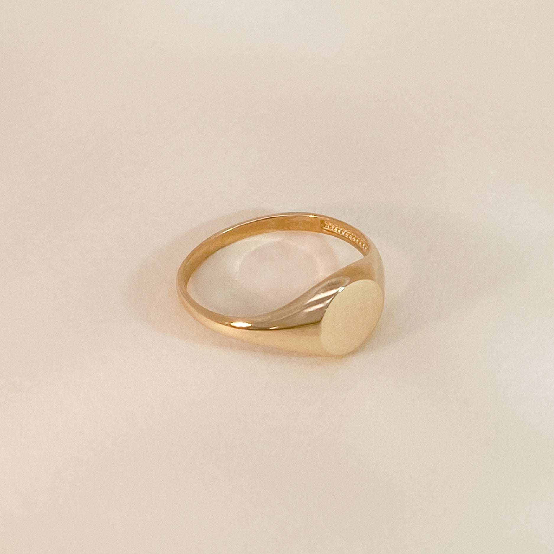 Gold Plain Signet Ring