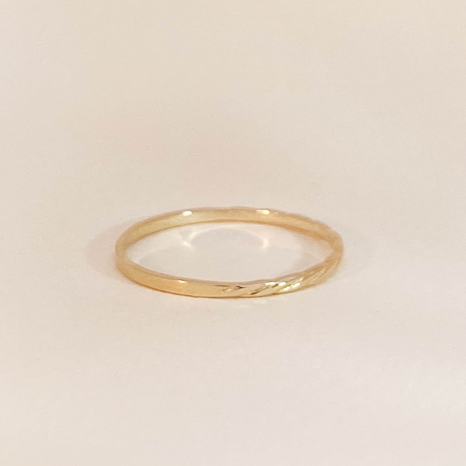 Gold Tiny Twist Ring