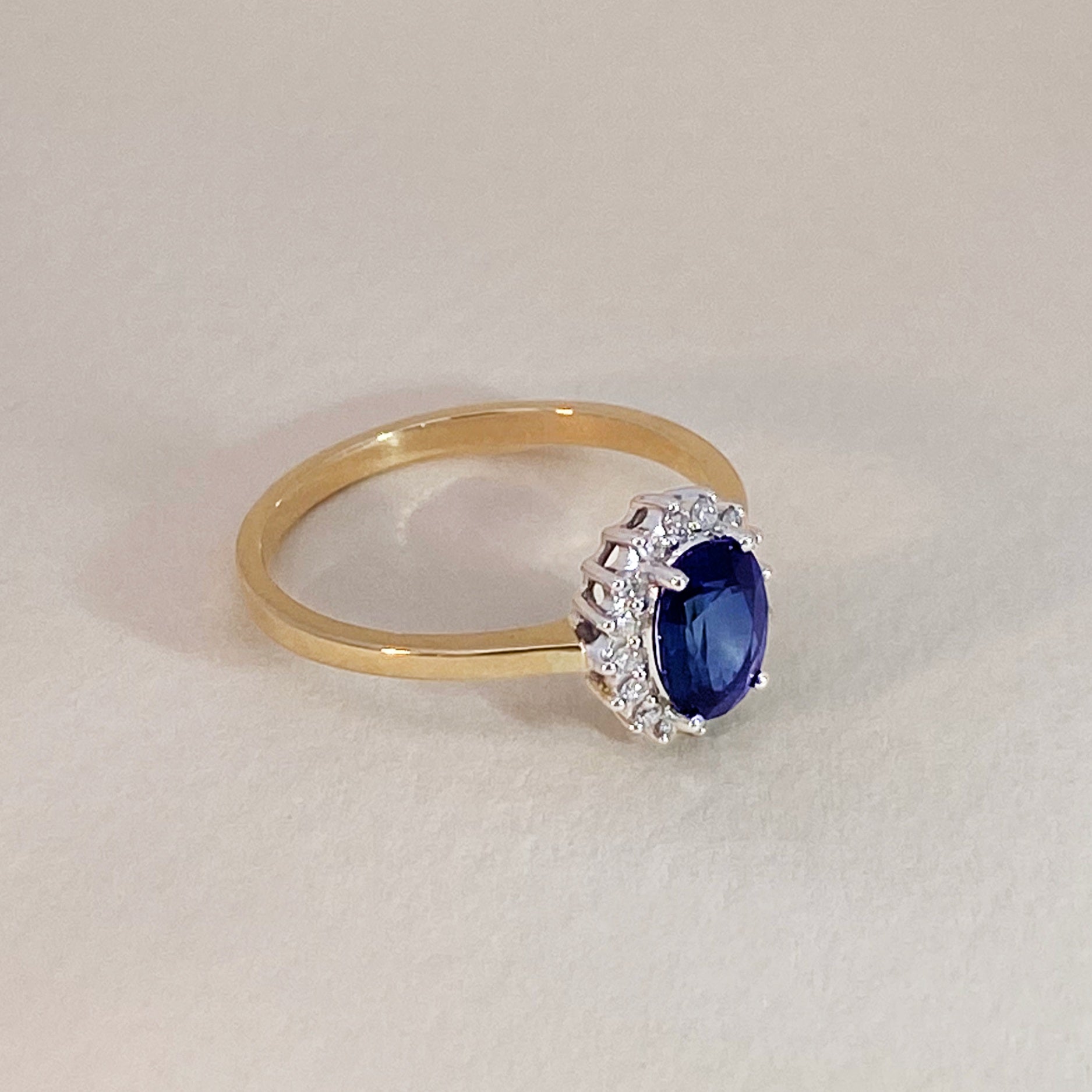 Golden Large Sapphire Lady Di Ring