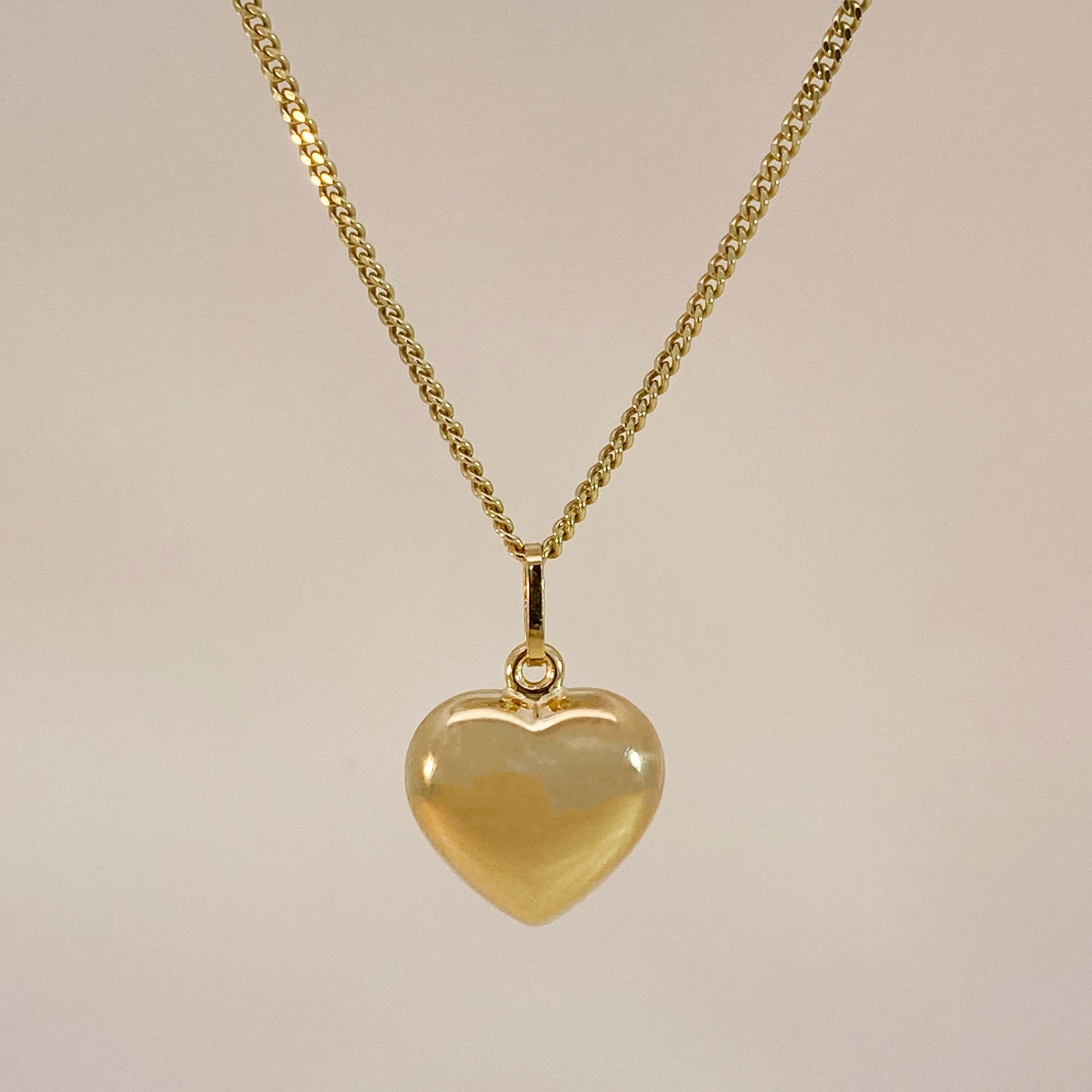 Heart Pendant Medium Necklace