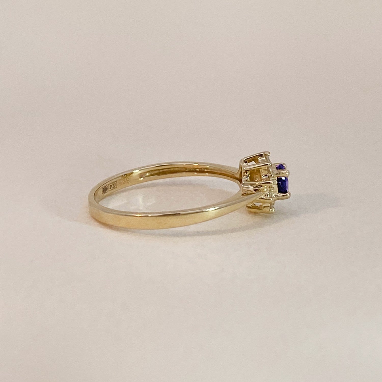 Lady di ring in small gold