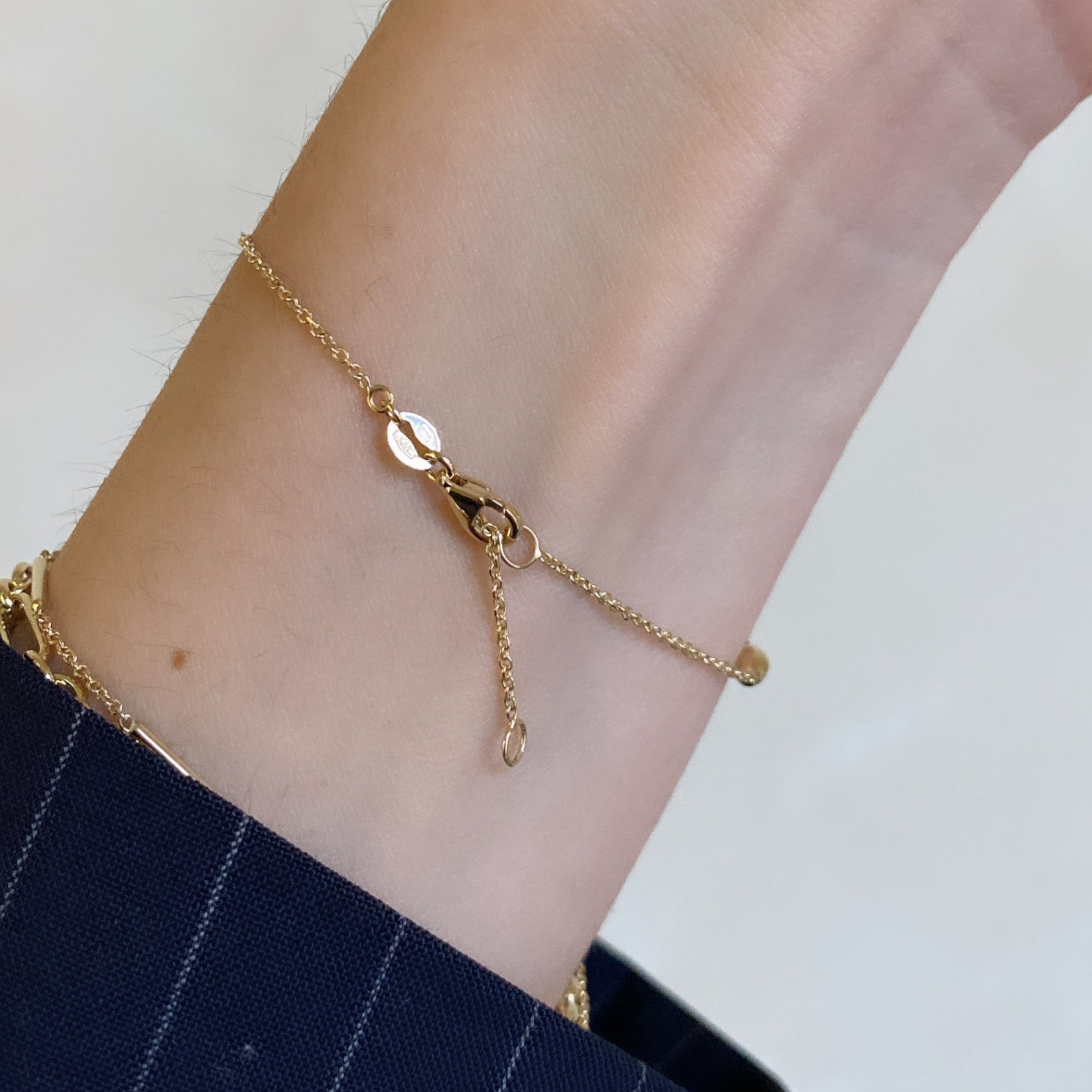 Oro Drop Golden Bracelet