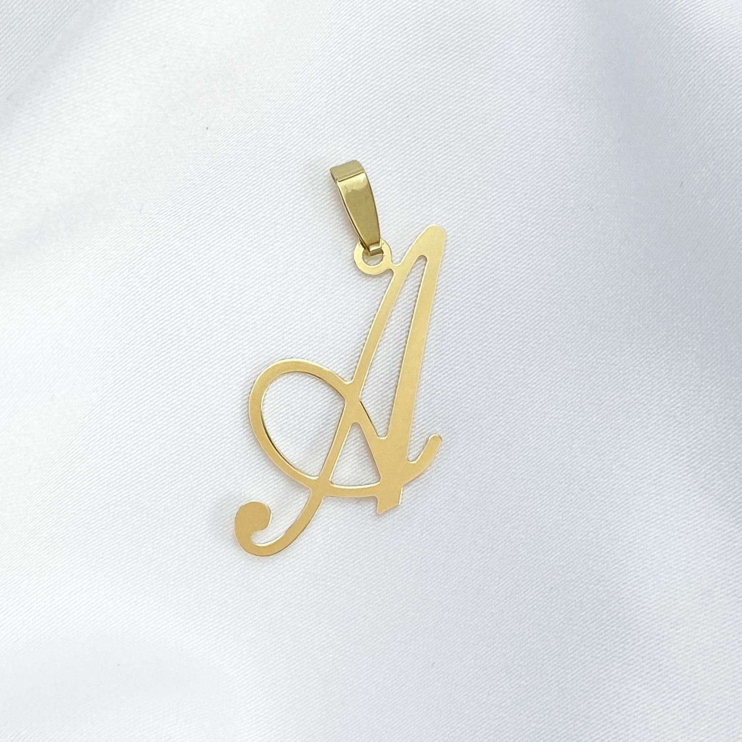 Oro Alphabet Letter A