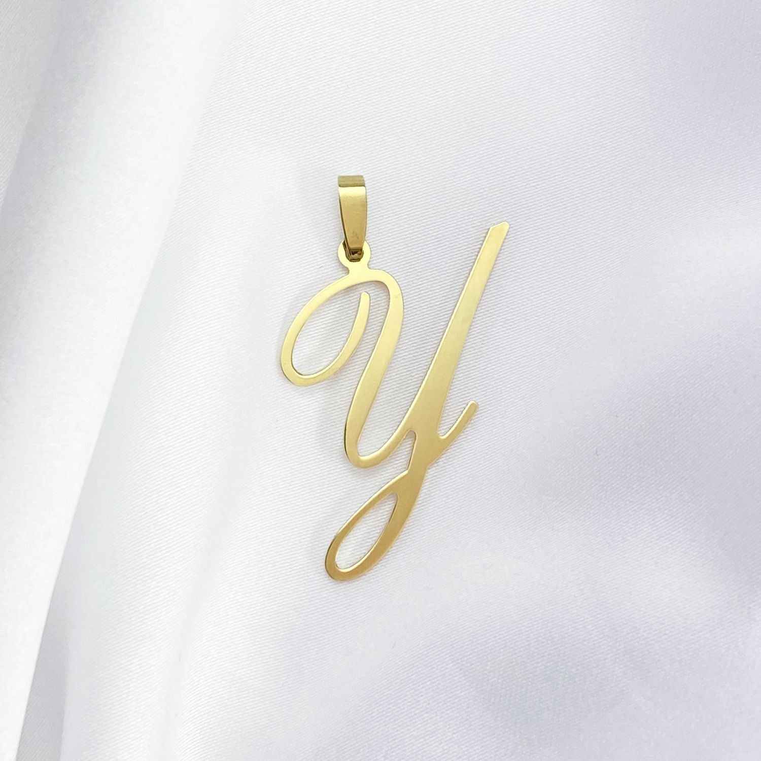 Oro Alphabet Letter Y