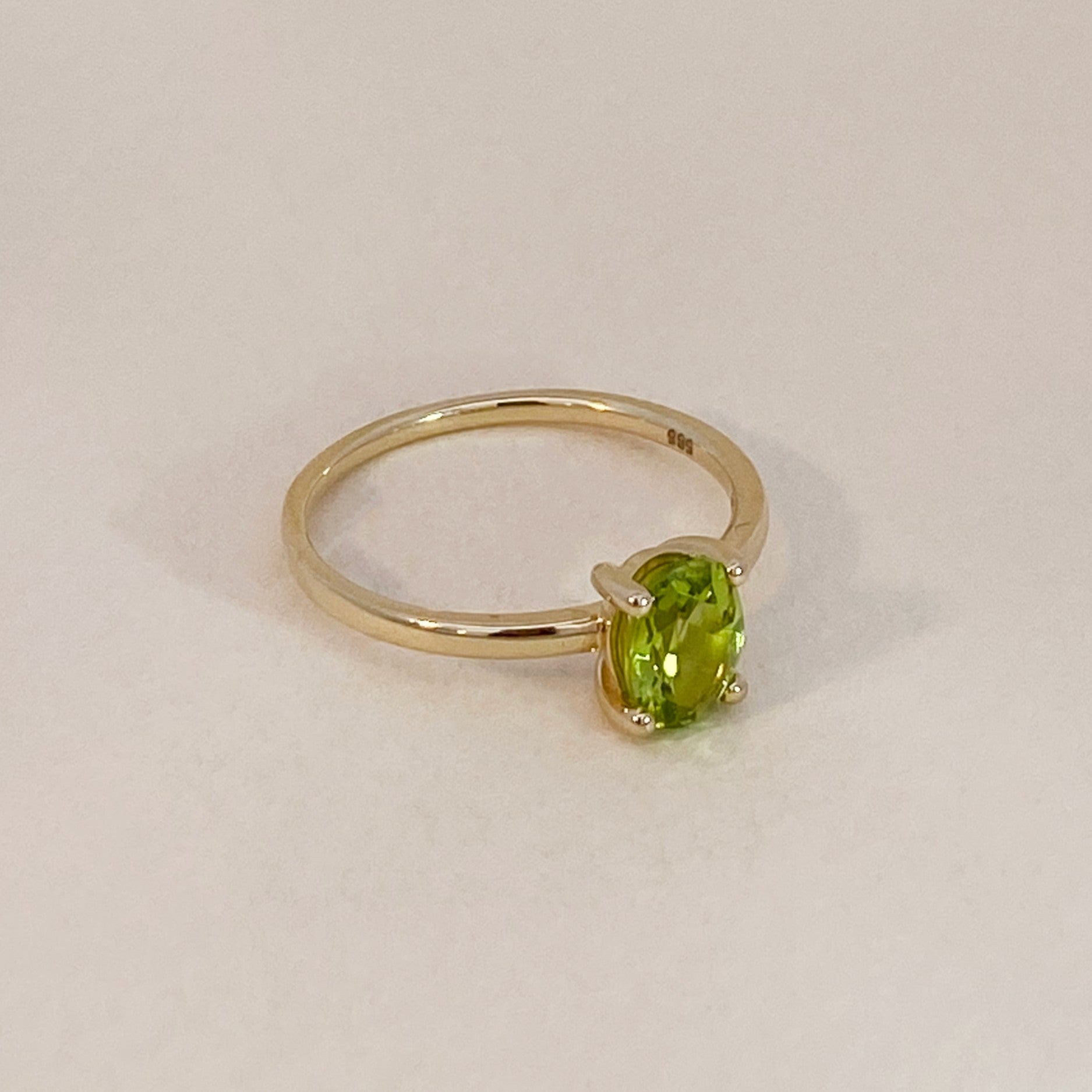 Peridot oval ring