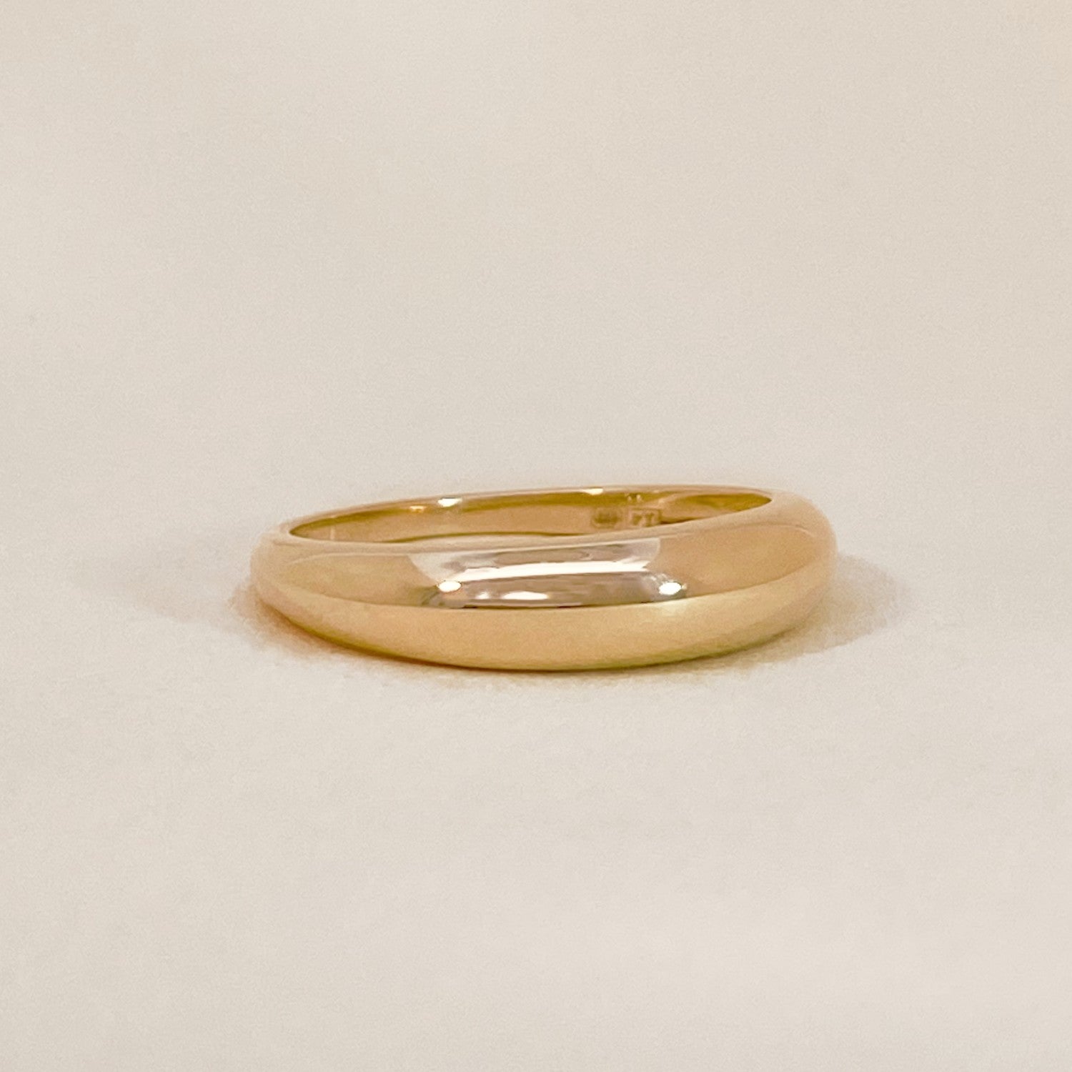 Slim balloon ring gold