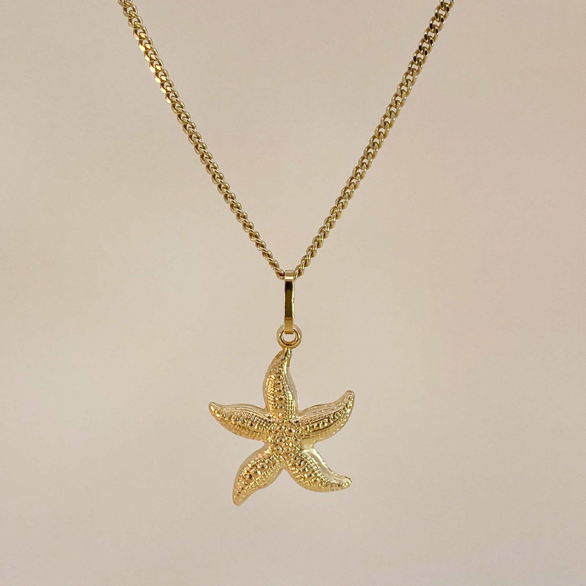 Starfish Pendant Necklace