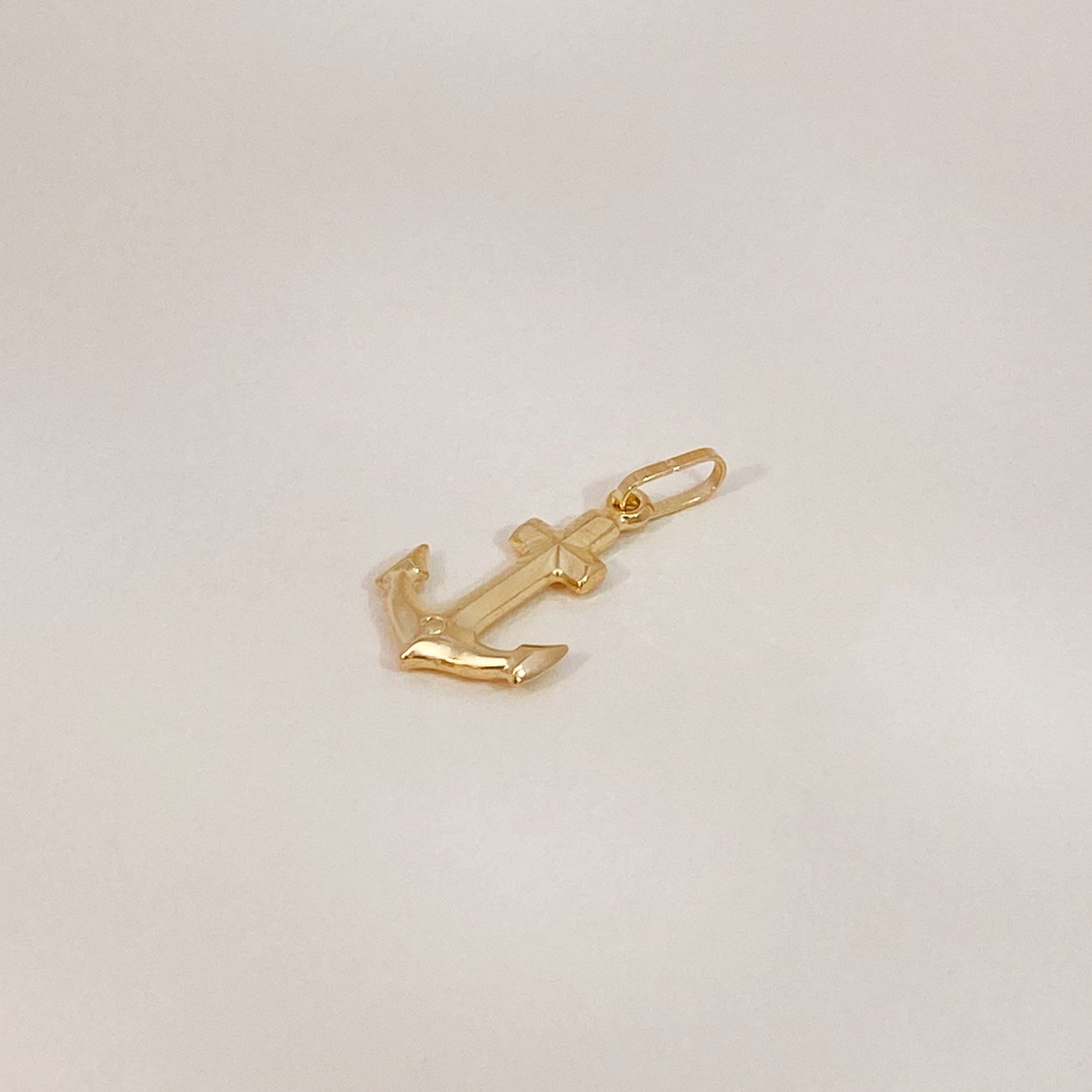 Tiny Anchor Charm