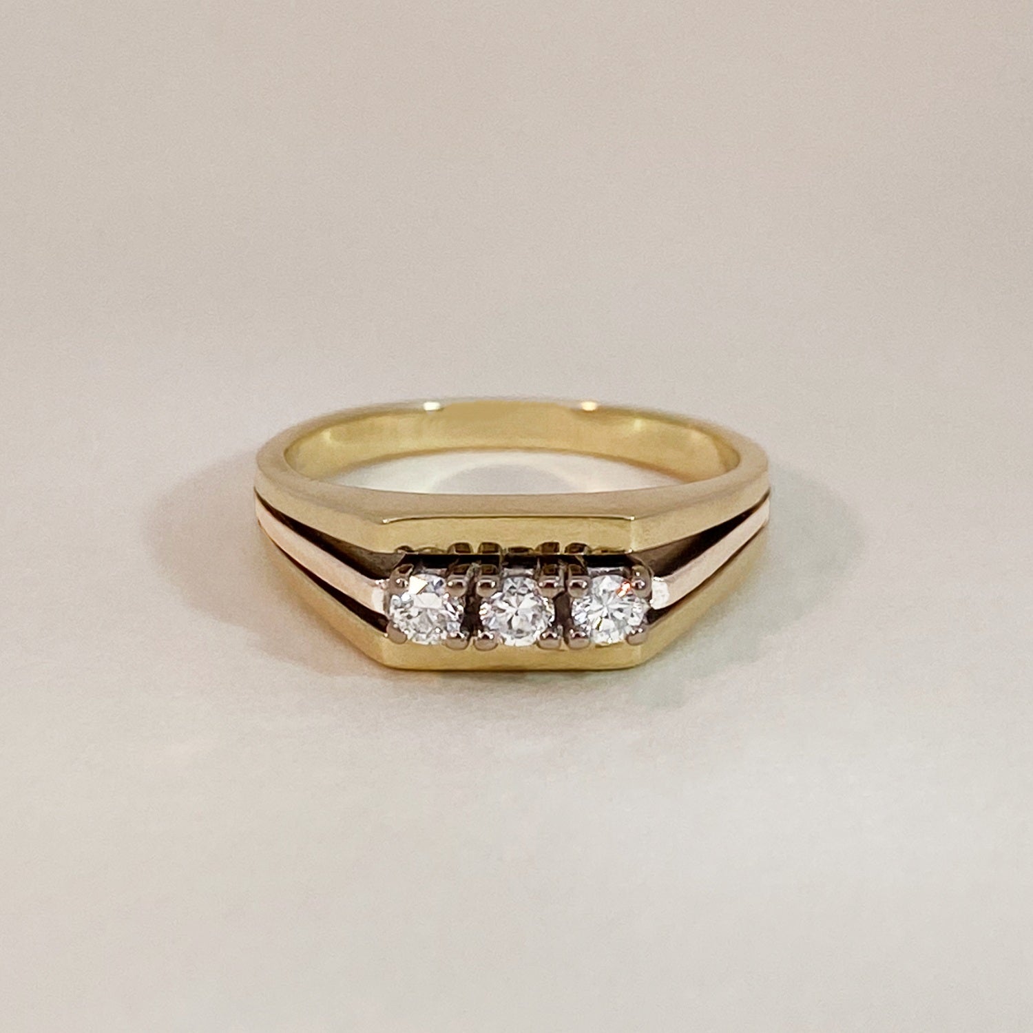 Vintage Edgy Diamond Ring