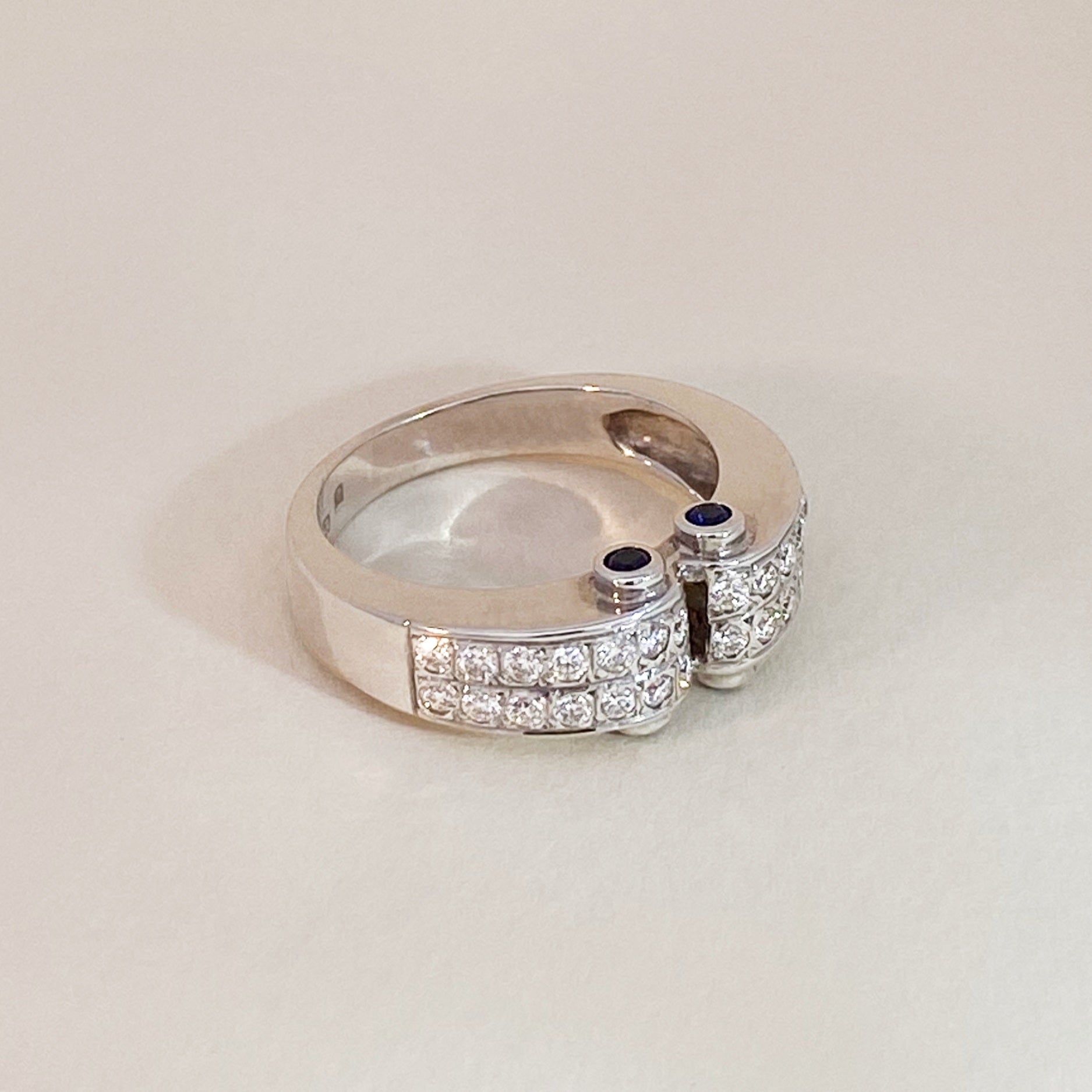 White Gold Double Diamond Arche Ring