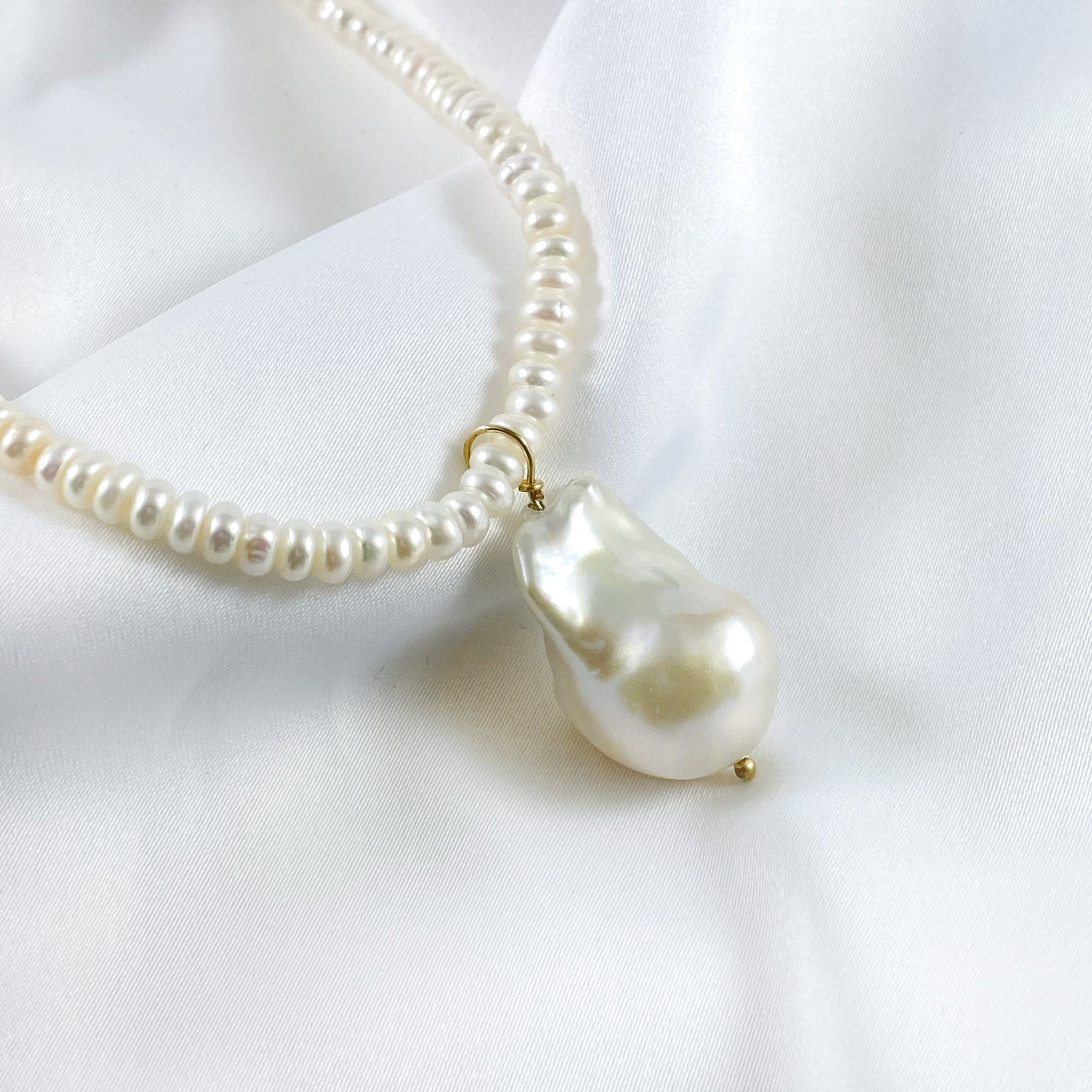 Baroque Pearl Pendant