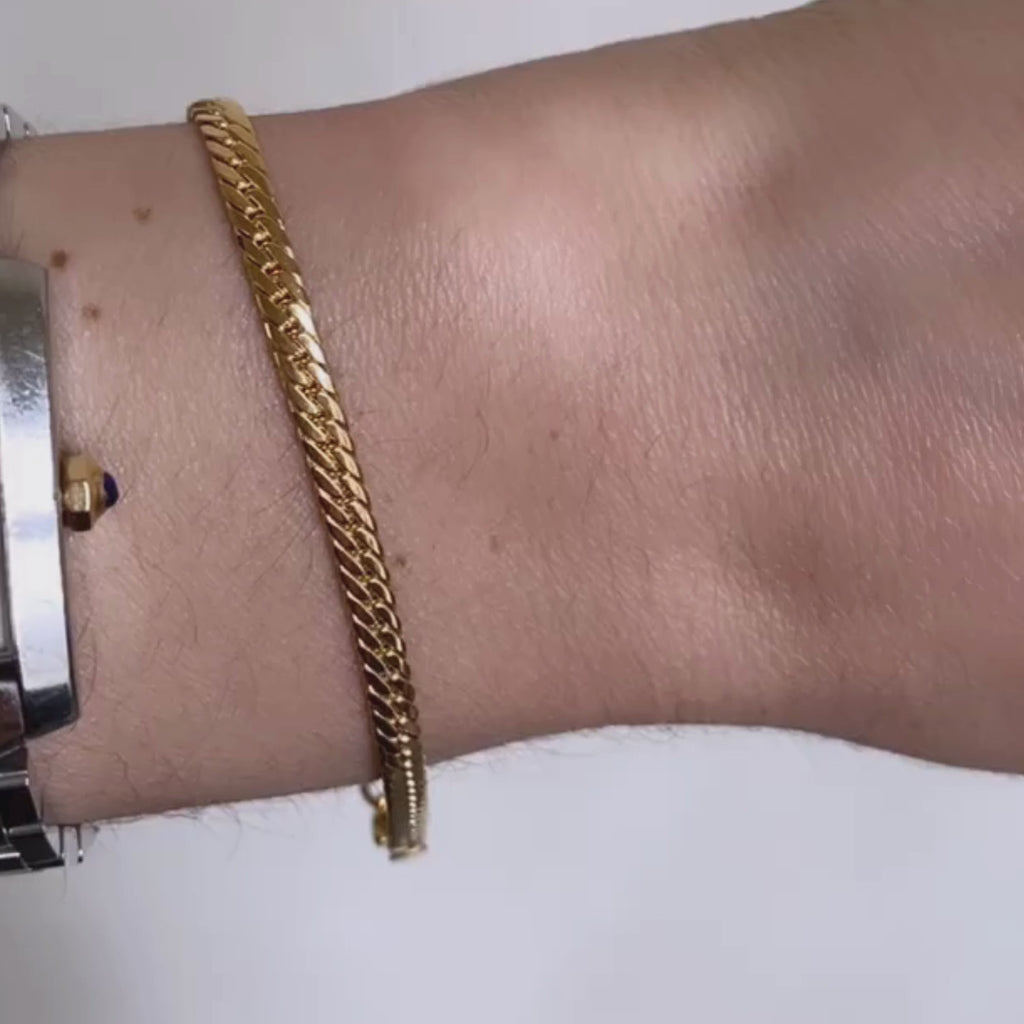 Slim Cobra Bracelet video