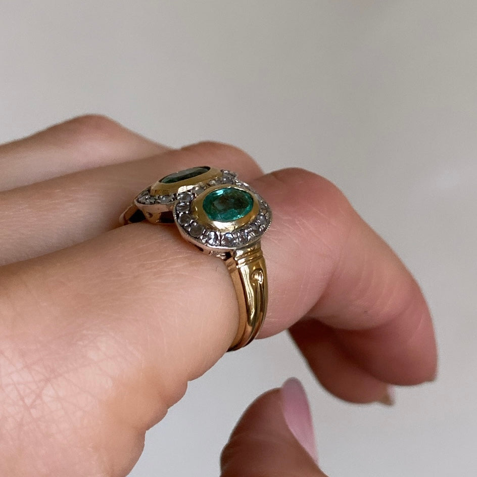 Emerald Trilogy Ring