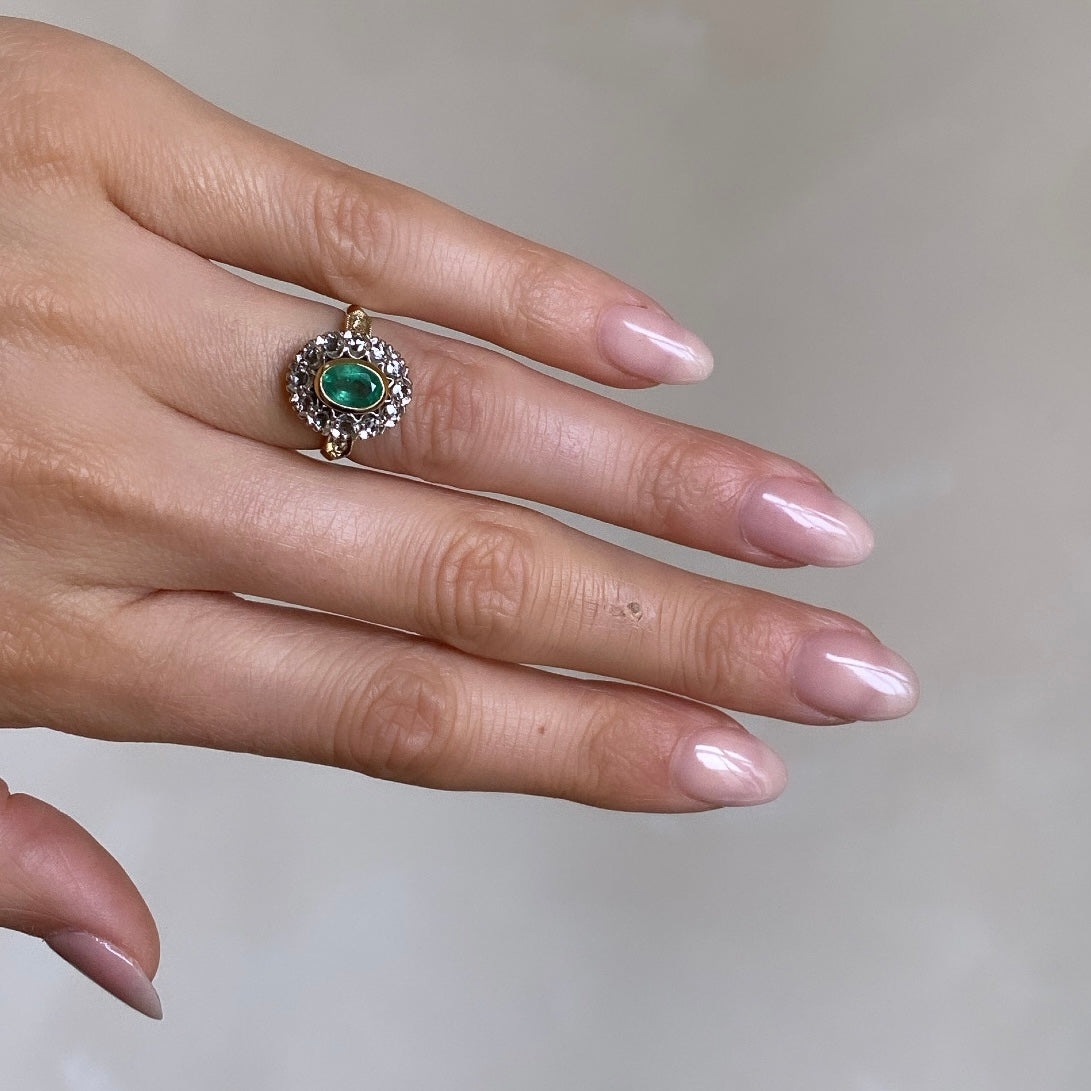 Emerald & Diamond Lady Di Ring