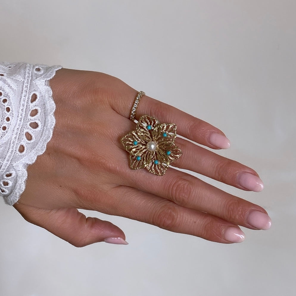 Big Vintage Flower Ring