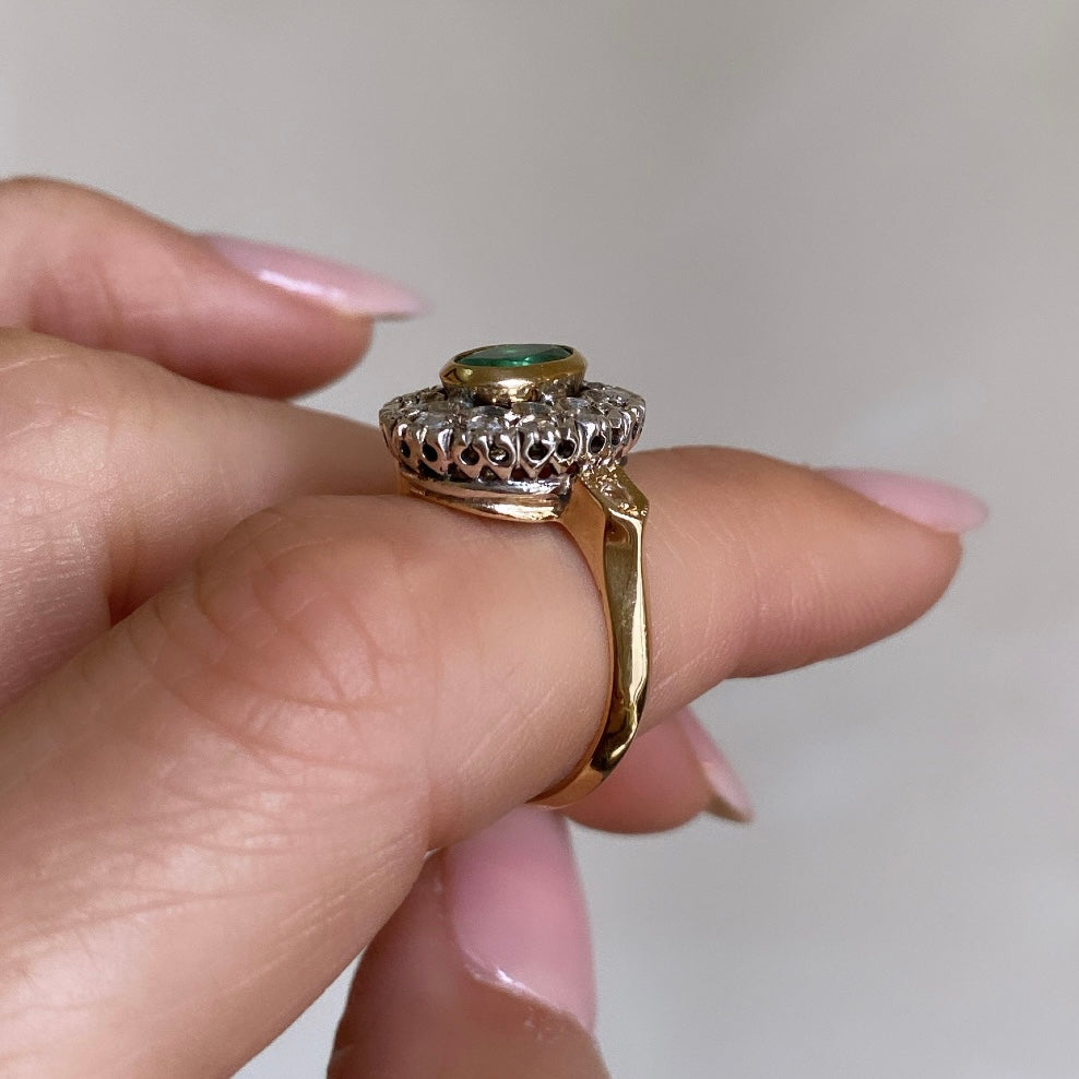 Emerald & Diamond Lady Di Ring